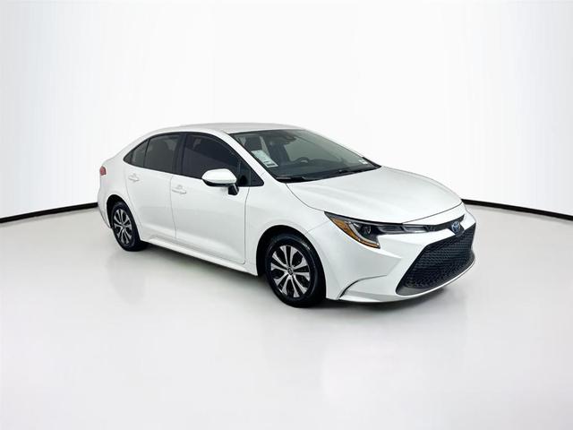 2022 toyota corolla hybrid le
