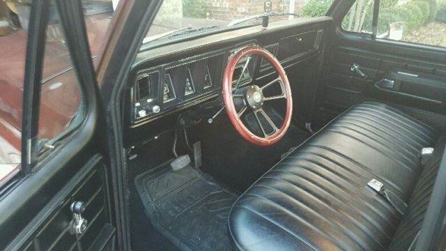 1977 ford f-100 ranger standard cab pickup 2-door 7.5l