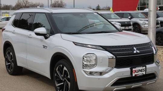 2024 Mitsubishi Outlander