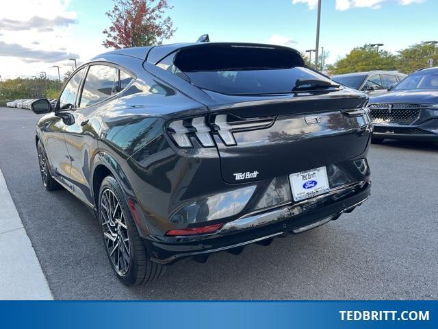 2021 ford mustang mach-e gt
