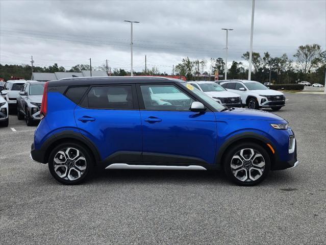 2022 kia soul x-line