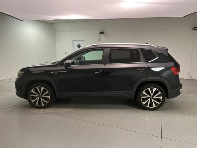 2022 volkswagen taos 1.5t se