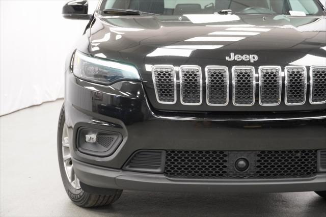 2021 jeep cherokee latitude lux