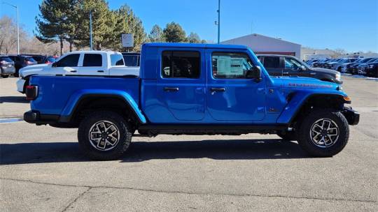 2024 Jeep Gladiator