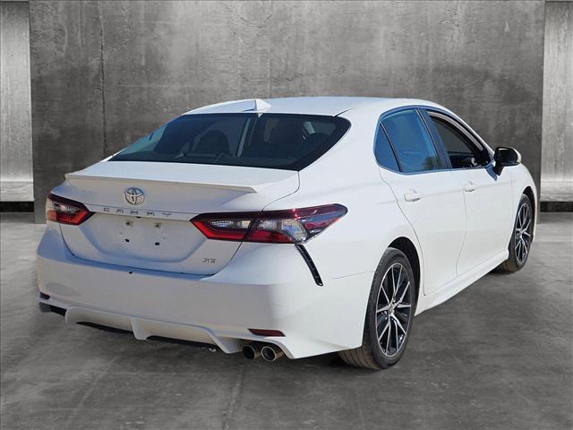 2023 toyota camry se