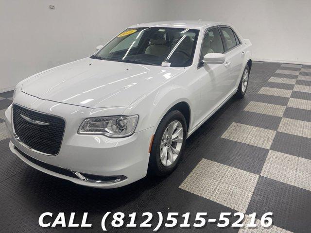 2022 chrysler 300 touring