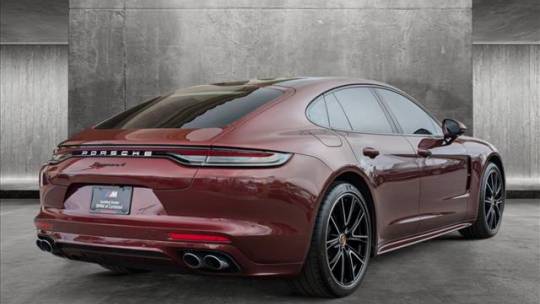 2022 Porsche Panamera