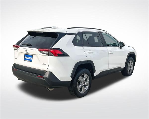 2022 toyota rav4 xle