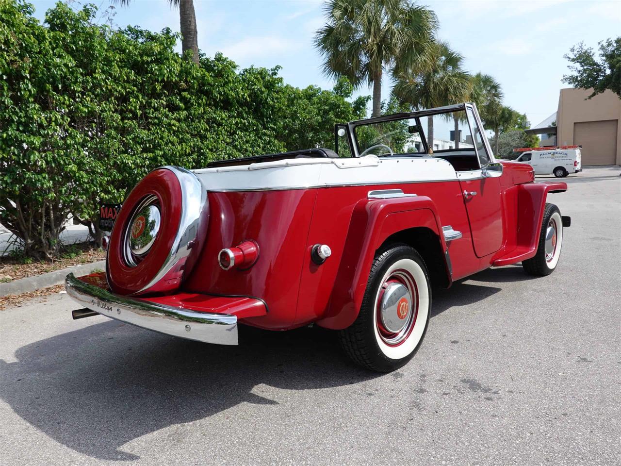 willys jeepster