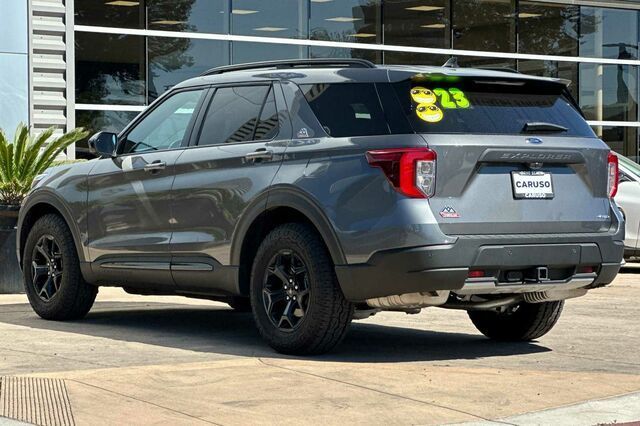 2023 ford explorer