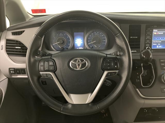 2020 toyota sienna xle premium