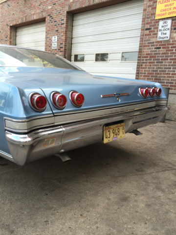 blue, 2 door 350 small block rust free disc brakes