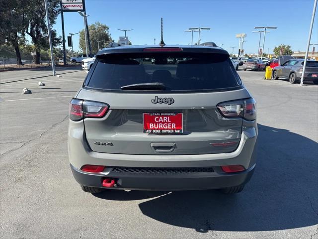 2022 jeep compass trailhawk