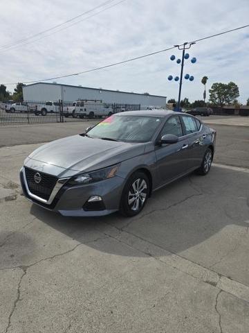 2022 nissan altima s fwd