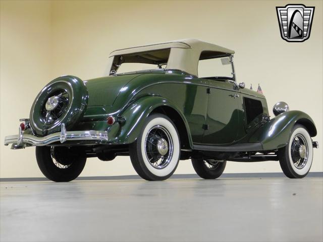 1934 ford custom base