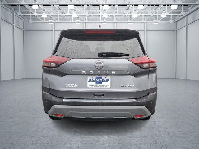 2022 nissan rogue sv