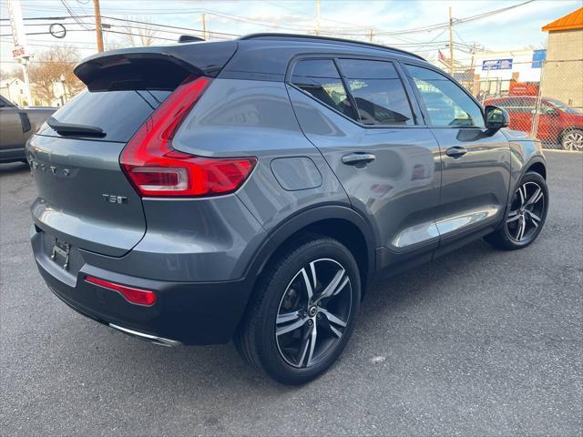 2019 volvo xc40 t5 r-design