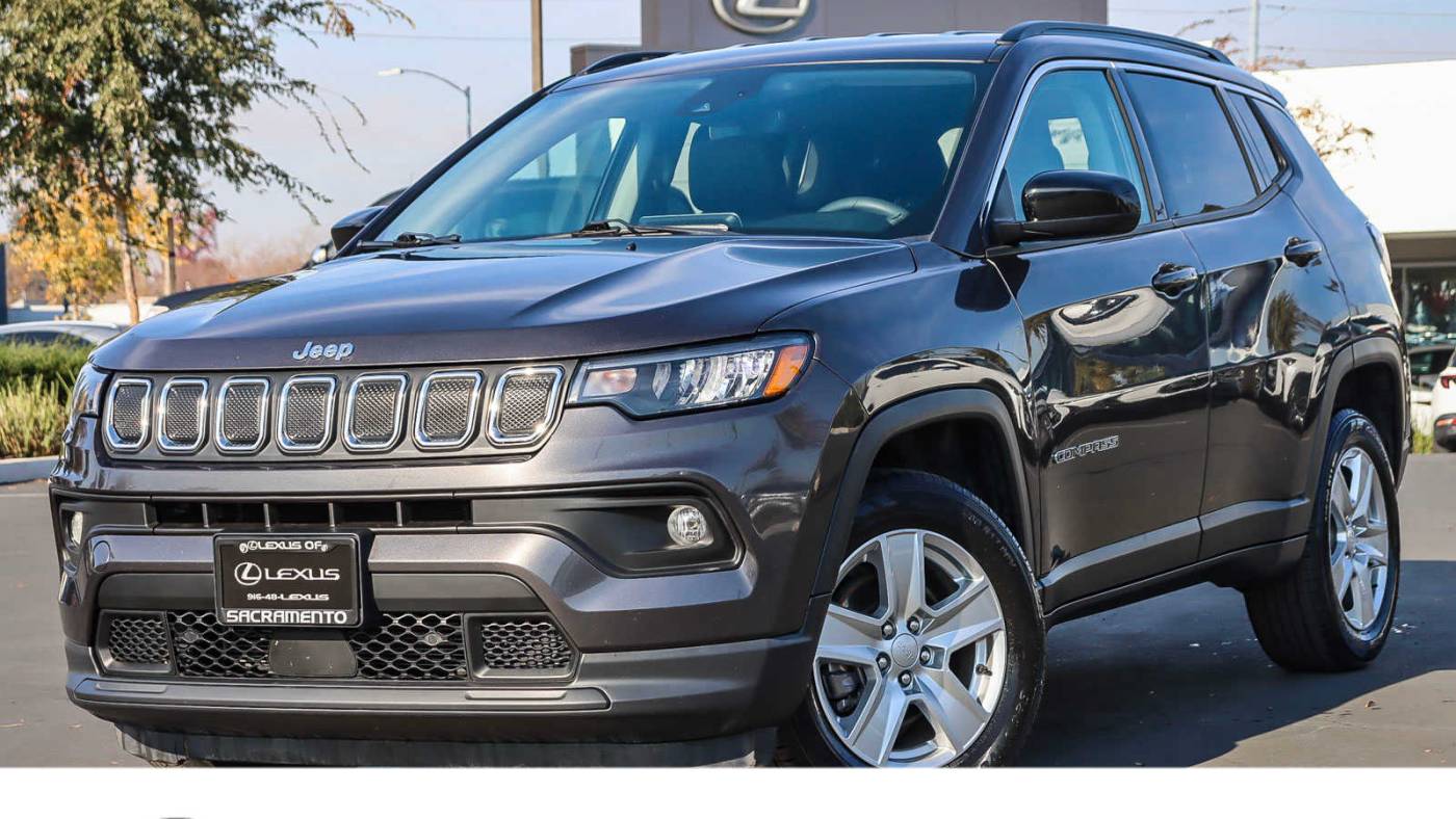 2022 jeep compass latitude