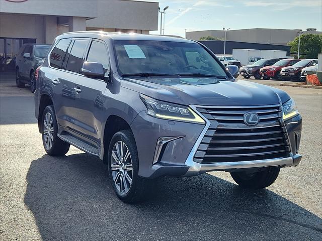 2017 lexus lx 570 base