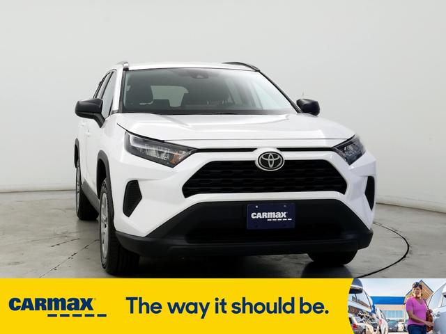 2021 toyota rav4 le