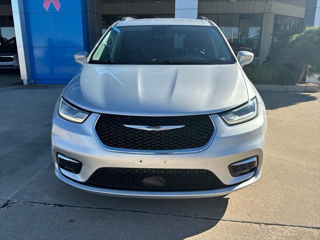 2022 chrysler pacifica touring l