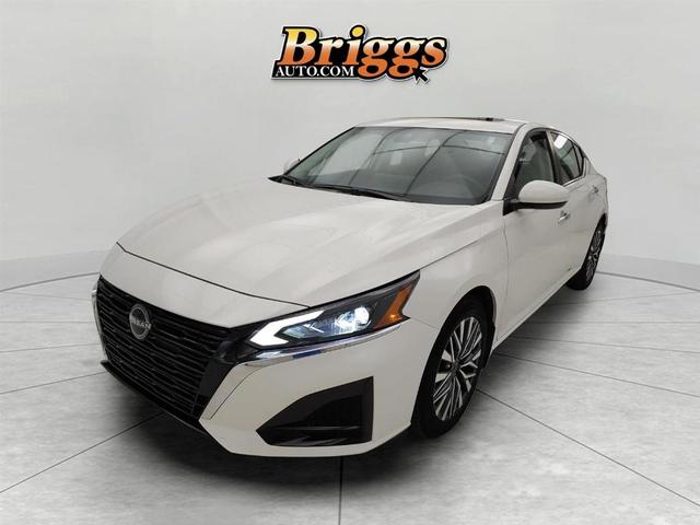 2023 nissan altima 2.5 sv