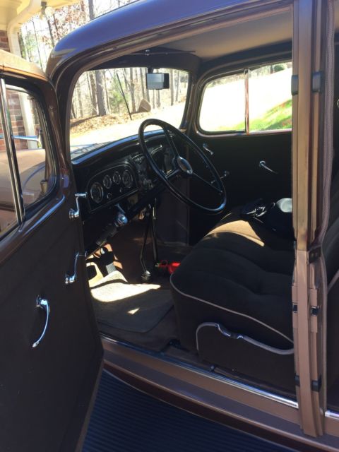 1933 pontiac 601 4-door sedan