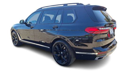 2022 BMW X7