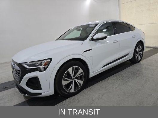 2024 audi q8 e-tron premium plus