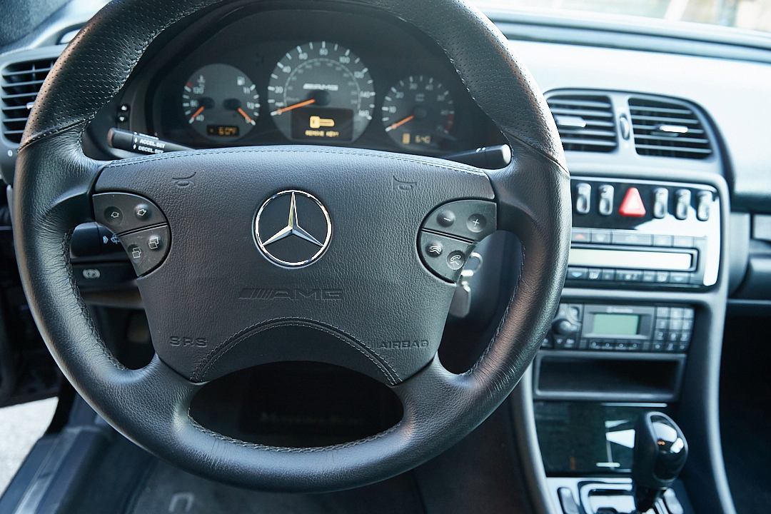 2001 mercedes-benz clk55 amg