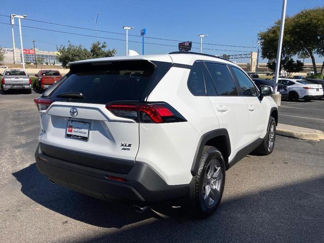 2024 toyota rav4 xle