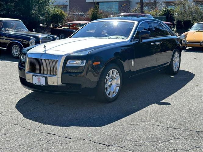 2010 rolls-royce silver ghost in huntington station, new york