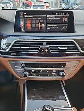2020 bmw 740