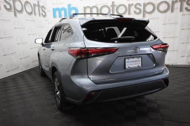 2020 toyota highlander xle