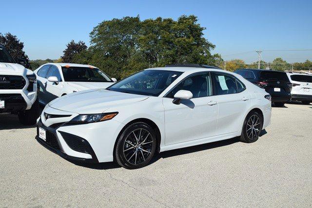2023 toyota camry se