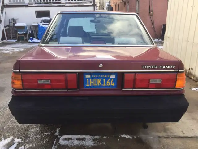 1986 toyota camry dlx sedan 4-door 2.0l