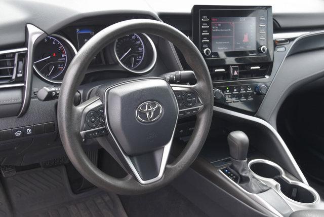 2021 toyota camry le