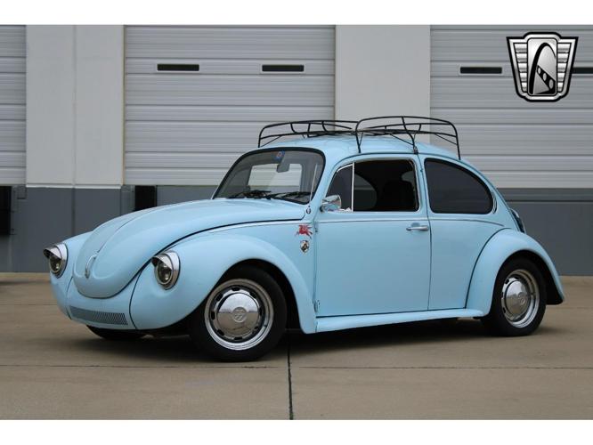 1971 volkswagen beetle in o'fallon, illinois