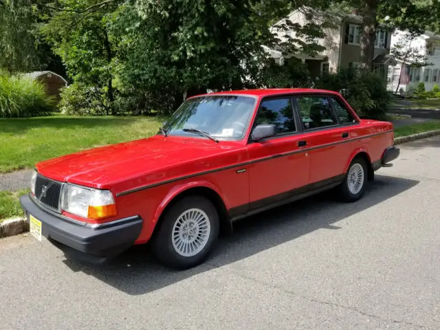1992 volvo 240 auto a/c red exterior charcoal cloth interior