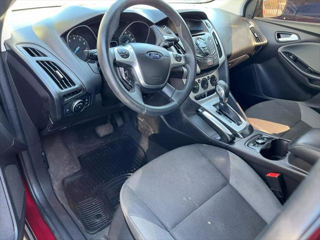2014 ford focus se