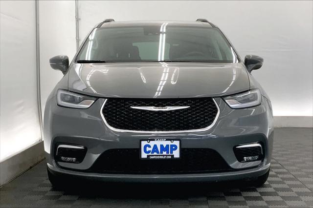 2022 chrysler pacifica touring l