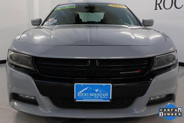 2022 dodge charger sxt