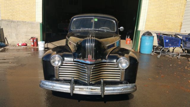 1941 pontiac 2 dr