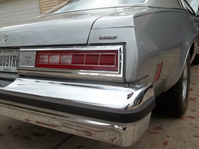 1977 chevy malibu,chevelle,classic,very nice and clean / low miles v8