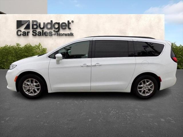 2022 chrysler pacifica touring l