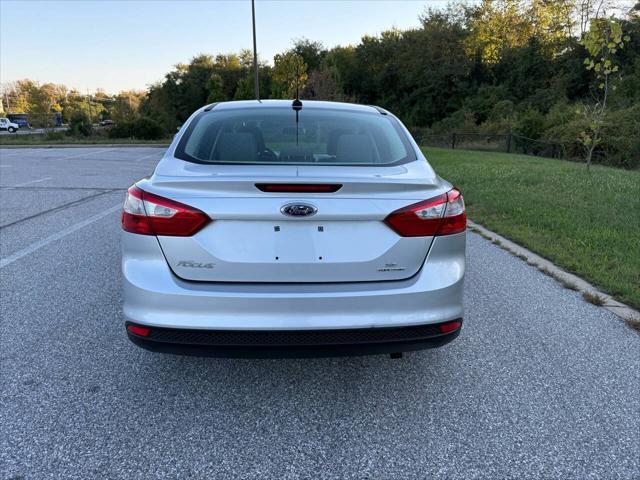 2014 ford focus se