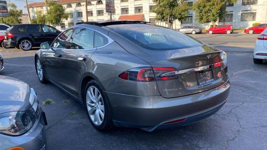 2015 Tesla Model S