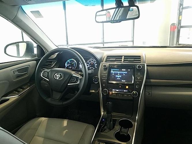 used 2017 toyota camry hybrid appleton, wi 54914 for sale in appleton, wisconsin