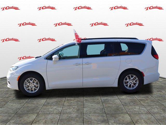 2022 chrysler pacifica touring-l