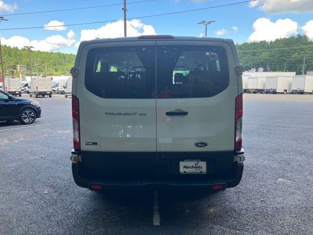 2017 ford transit-150 xl
